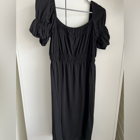 H&M Maternity Dress - Picture 2 of 4